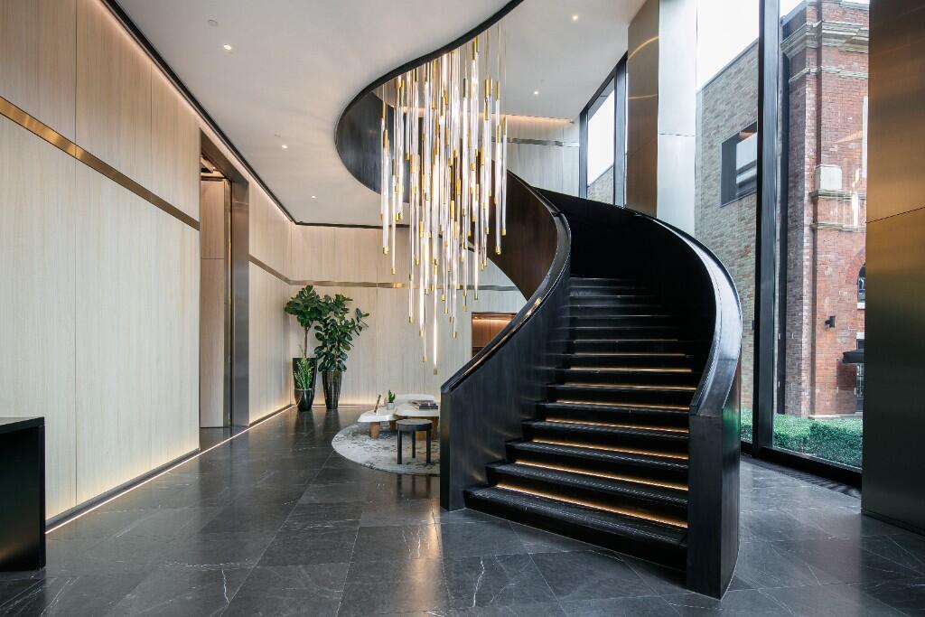 Principal Place, London